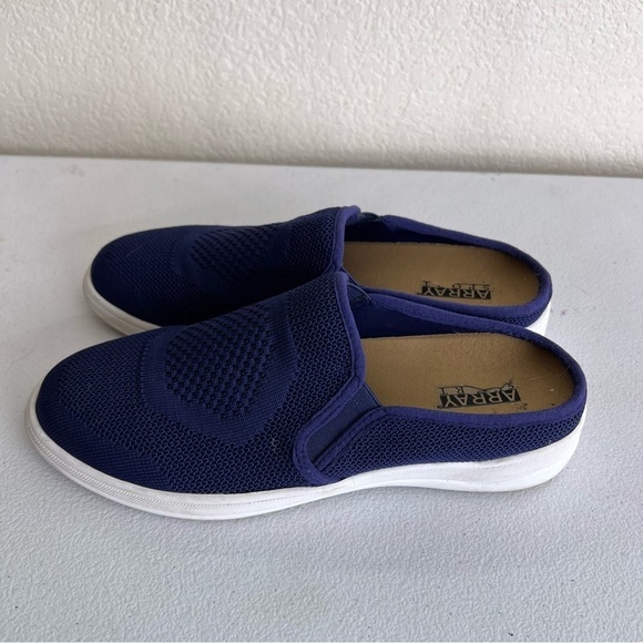 Array sport slip on knit stretch blue size 8 - Picture 3 of 6
